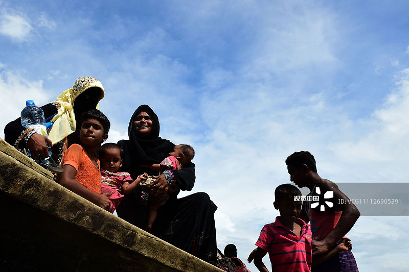 漫漫求生路:缅甸罗兴亚人逃亡孟加拉国 抵达海