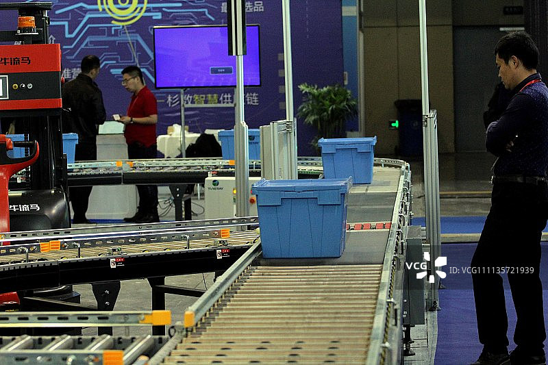 国际物流科技博览会南京举行 200家知名物流企