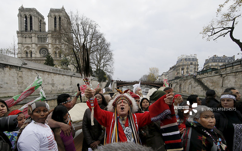 世界各国原住民聚集巴黎 呼吁真正解决气候问